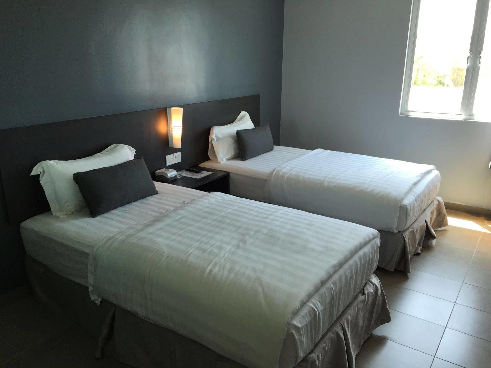 G Langkawi Motel Kuah Eksteriør billede